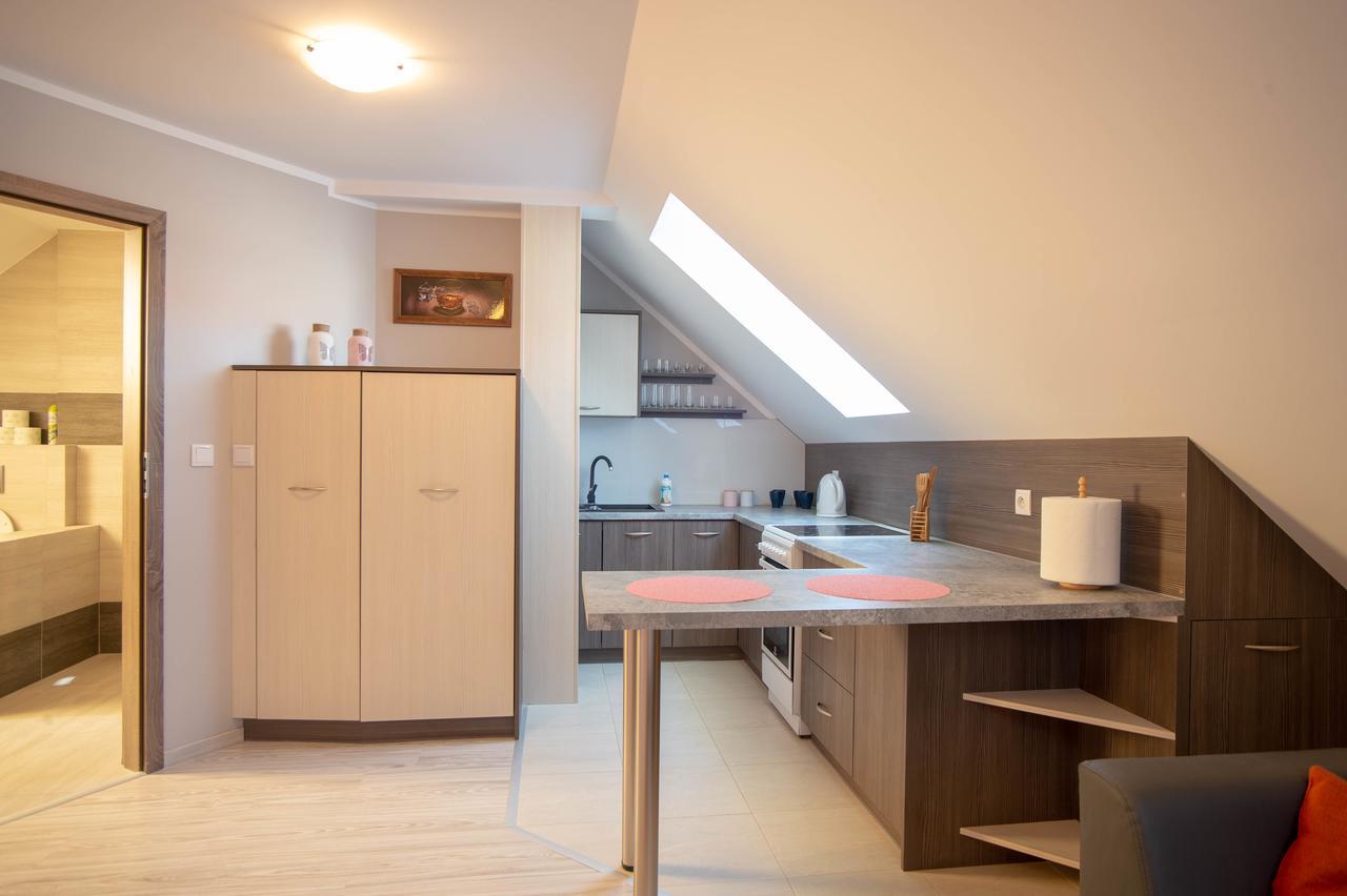 Apartament Luna กีจิซโก ภายนอก รูปภาพ